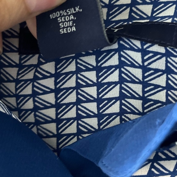GANT Silk Button-down Shirt - Picture 2 of 10